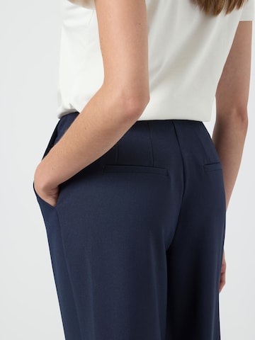Wide leg Pantaloni di YAS in blu