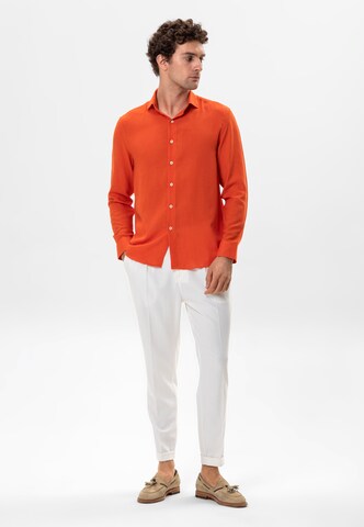 Coupe regular Chemise Antioch en orange