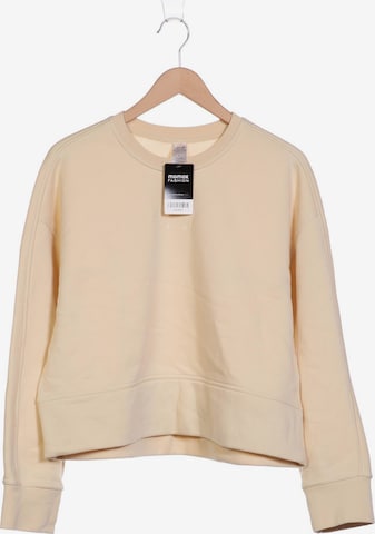 Casall Sweatshirt & Zip-Up Hoodie in L in White: front