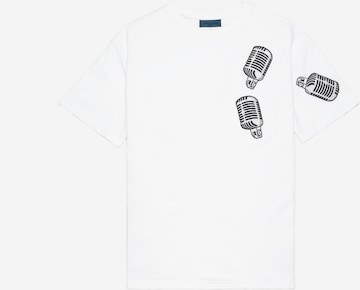 EMBLEMM Shirt 'The Mic Patch' in Wit: voorkant