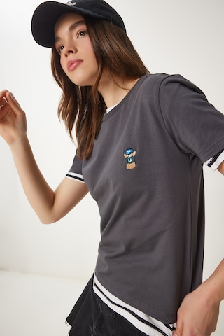 Happiness İstanbul Тениска в сиво