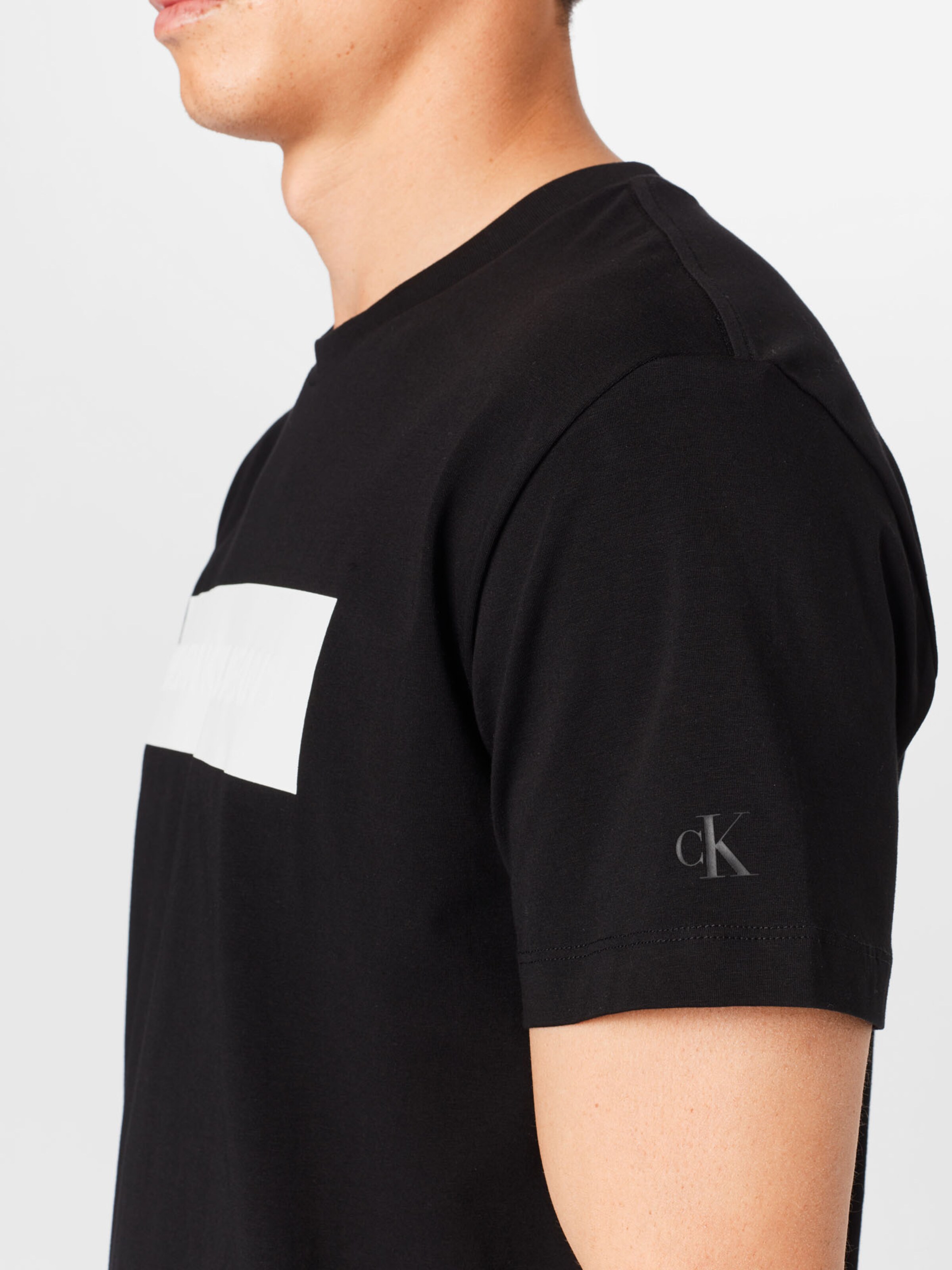 Vêtements T-Shirt Calvin Klein Jeans en Noir 
