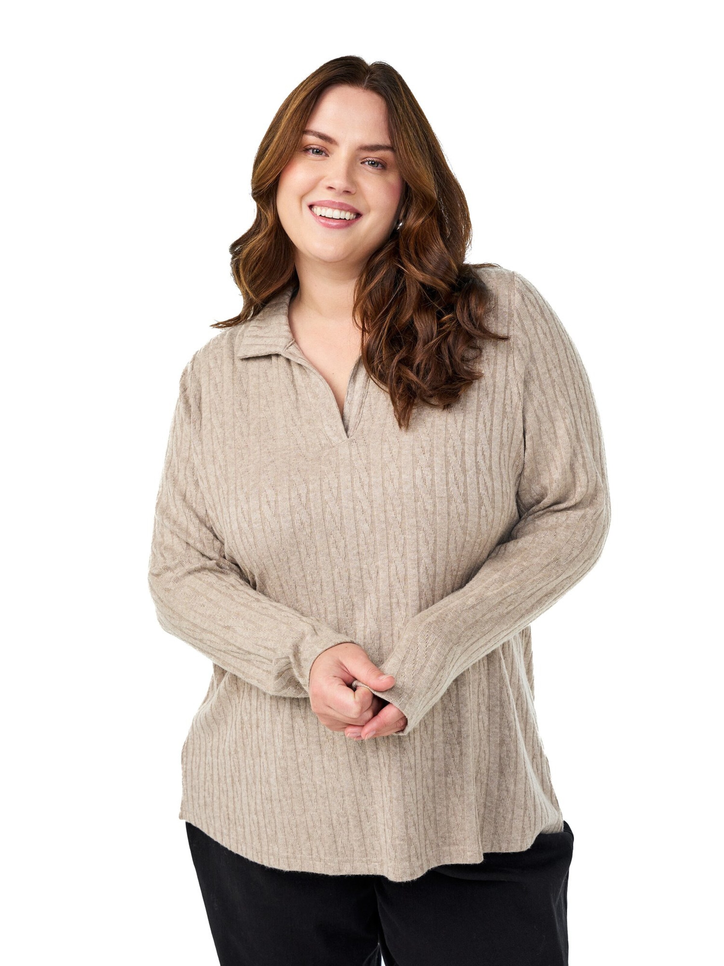 Zizzi Свитер в Бежевый: спереди