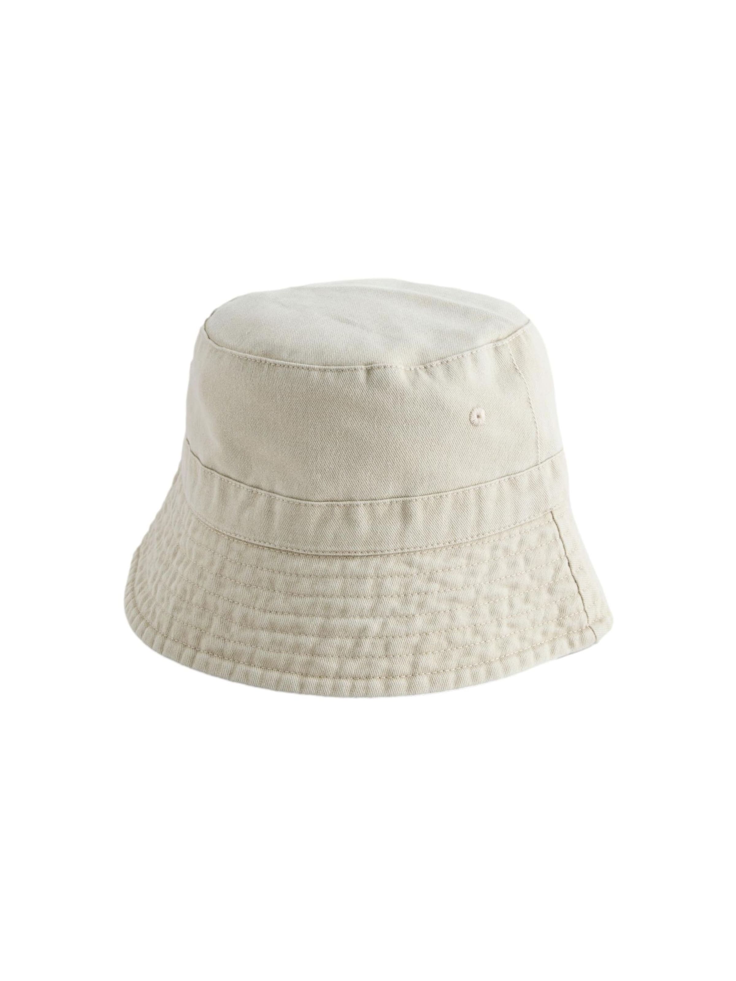 Next Hoed in Beige: voorkant