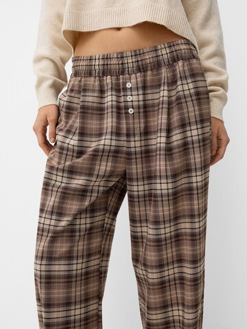 Loosefit Pantalon à pince Bershka en marron