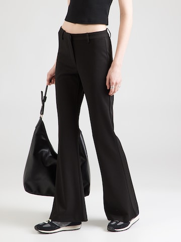 VERO MODAFlared/zvonoliki kroj Hlače 'VMDARIA' - crna boja: prednji dio