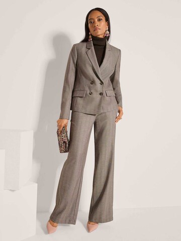 MADELEINE Blazer in Beige