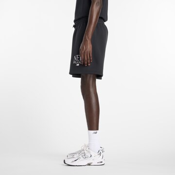 new balance Regular Shorts in Schwarz