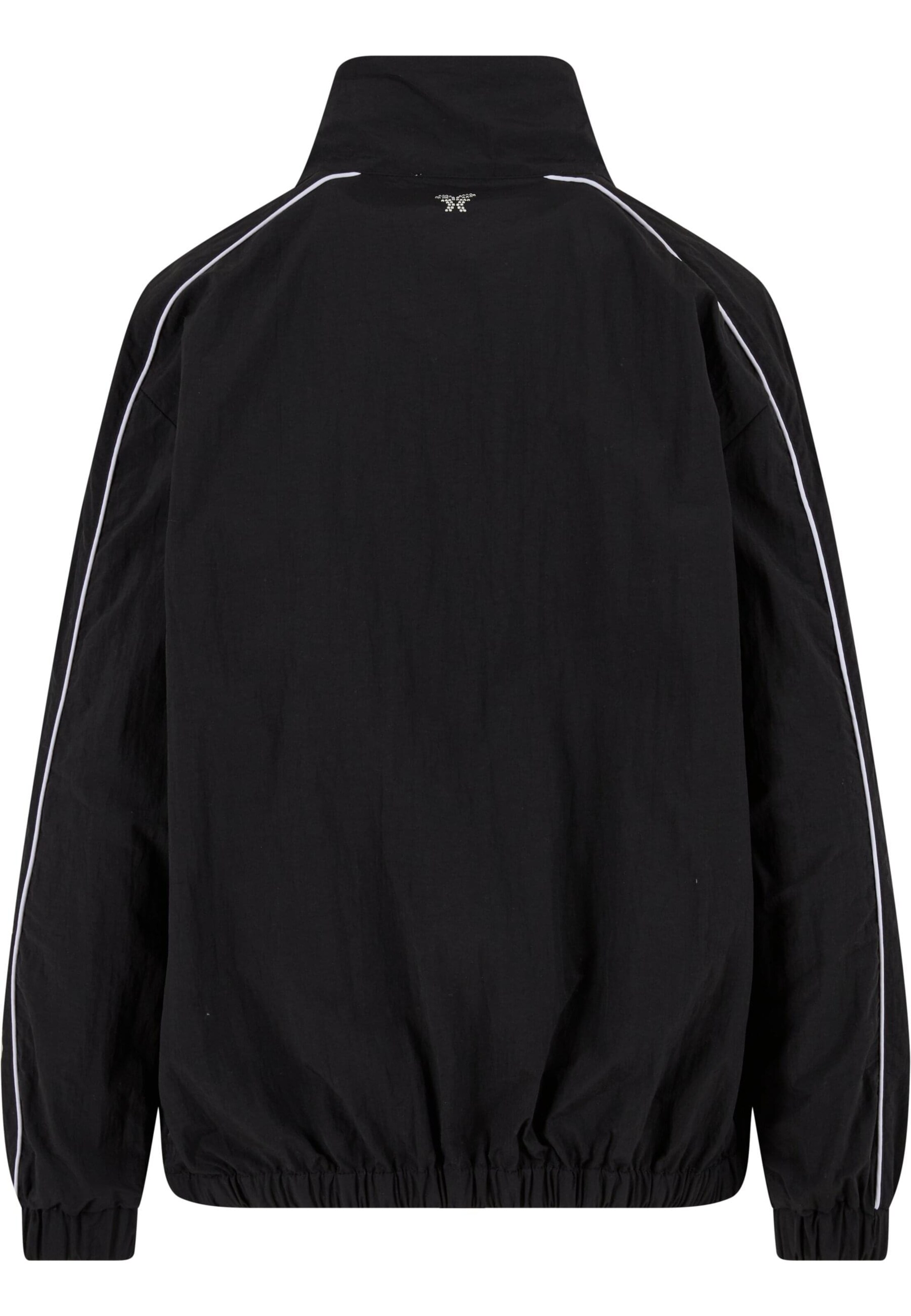 melns Felicious Starpsezonu jaka