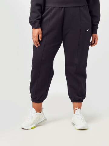 Nike Sportswear Tapered Hose in Schwarz: predná strana