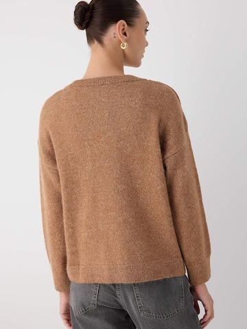 Trendyol Pullover in Beige