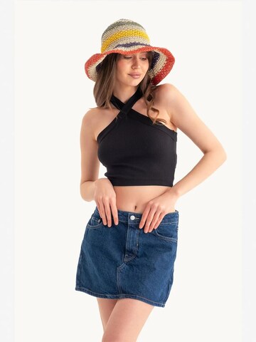 Haut Hiccup en noir : devant