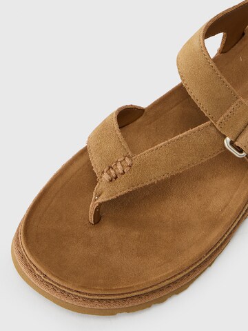 UGG Zehentrenner 'GoldenGaze' in Braun