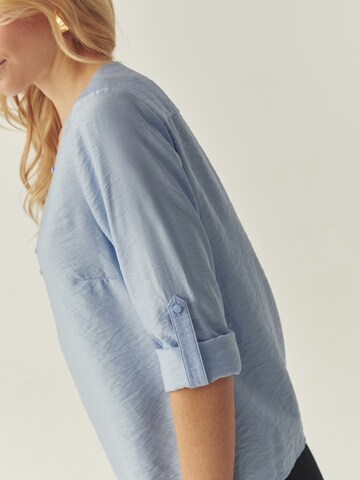 Camicia da donna di TATUUM in blu