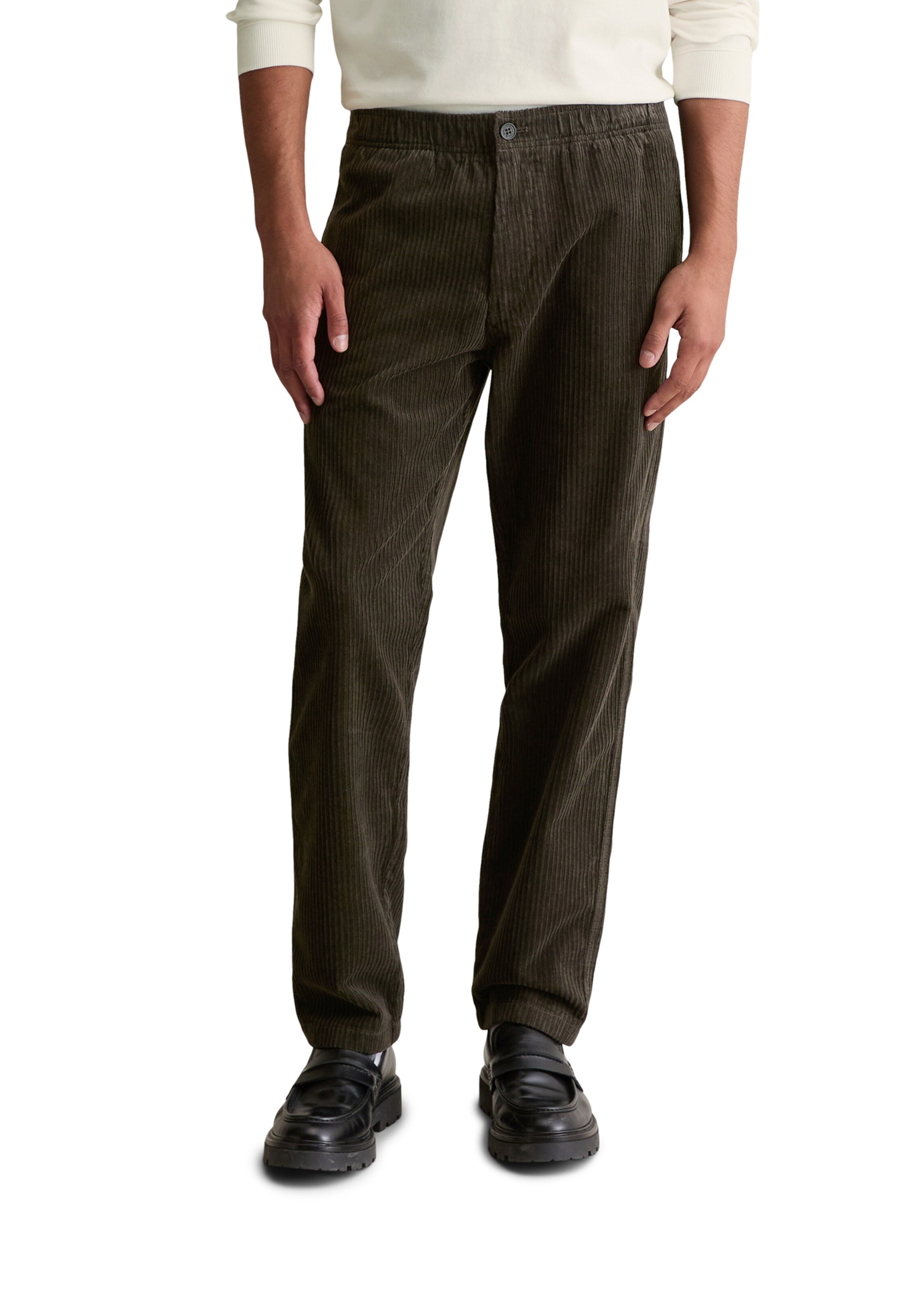 Marc O'Polo DENIM Tapered Hose in Grün