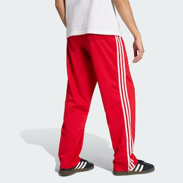 Loosefit Pantalon 'Firebird' ADIDAS ORIGINALS en rouge