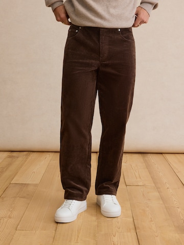 DAN FOX APPAREL Regular Trousers 'Andre' in Brown: front