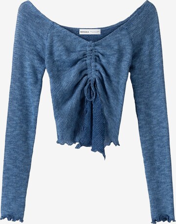 Pull-over Bershka en bleu : devant