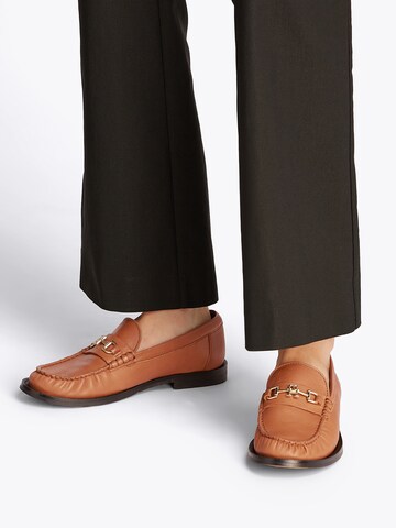 Slipper di TOMMY HILFIGER in marrone