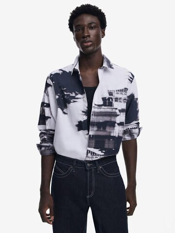 Desigual Regular fit Button Up Shirt in White: front
