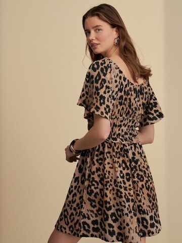 Abito di Next in marrone