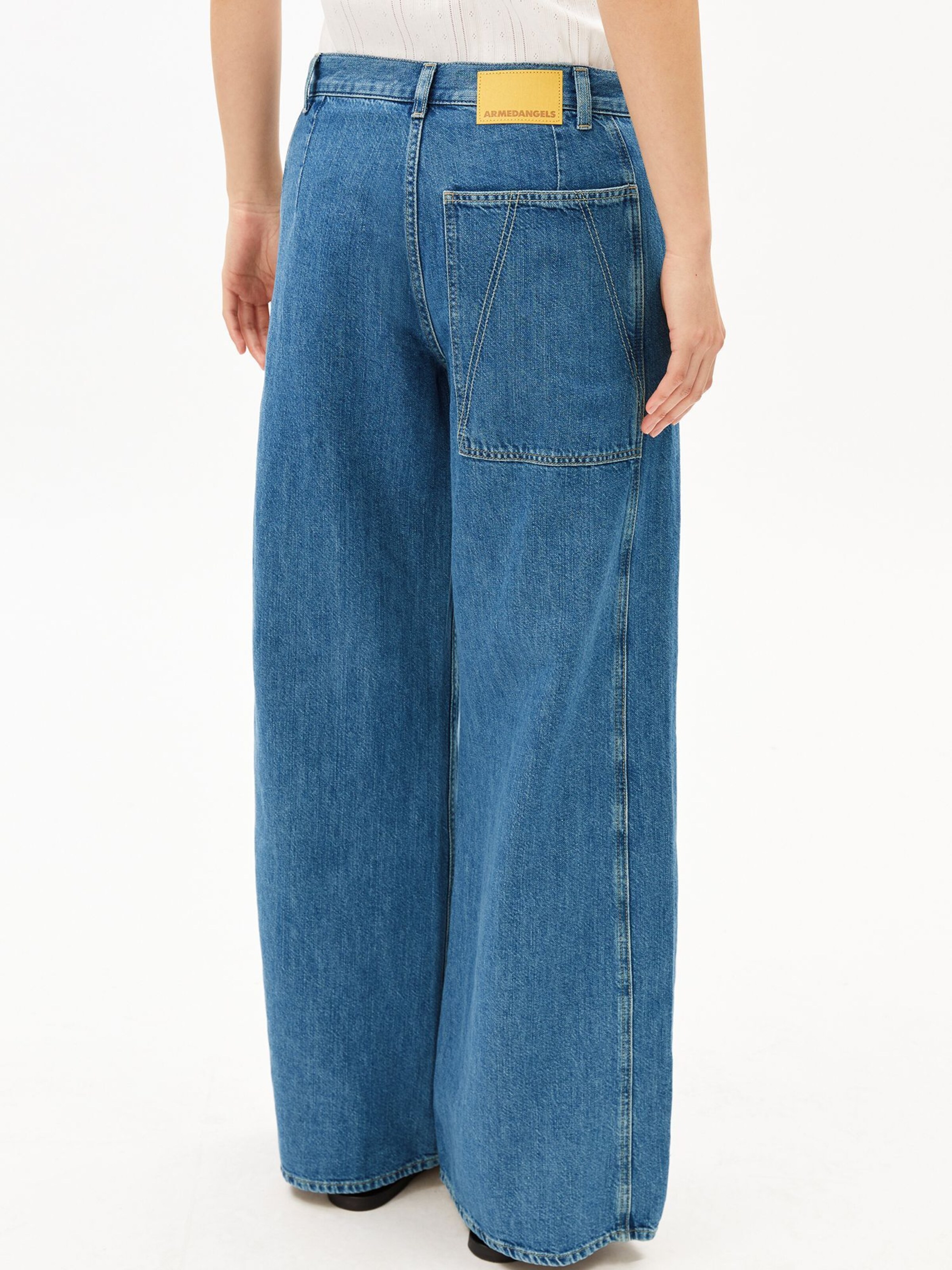 ARMEDANGELS Loosefit Jeans in Blauw: voorkant