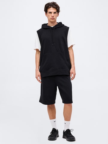 NIKE Spordidressipluusid 'NAC', värv must
