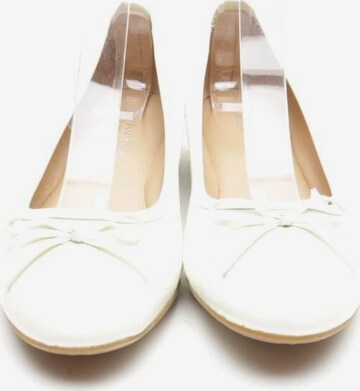 ARMANI Flats & Loafers in 37 in White