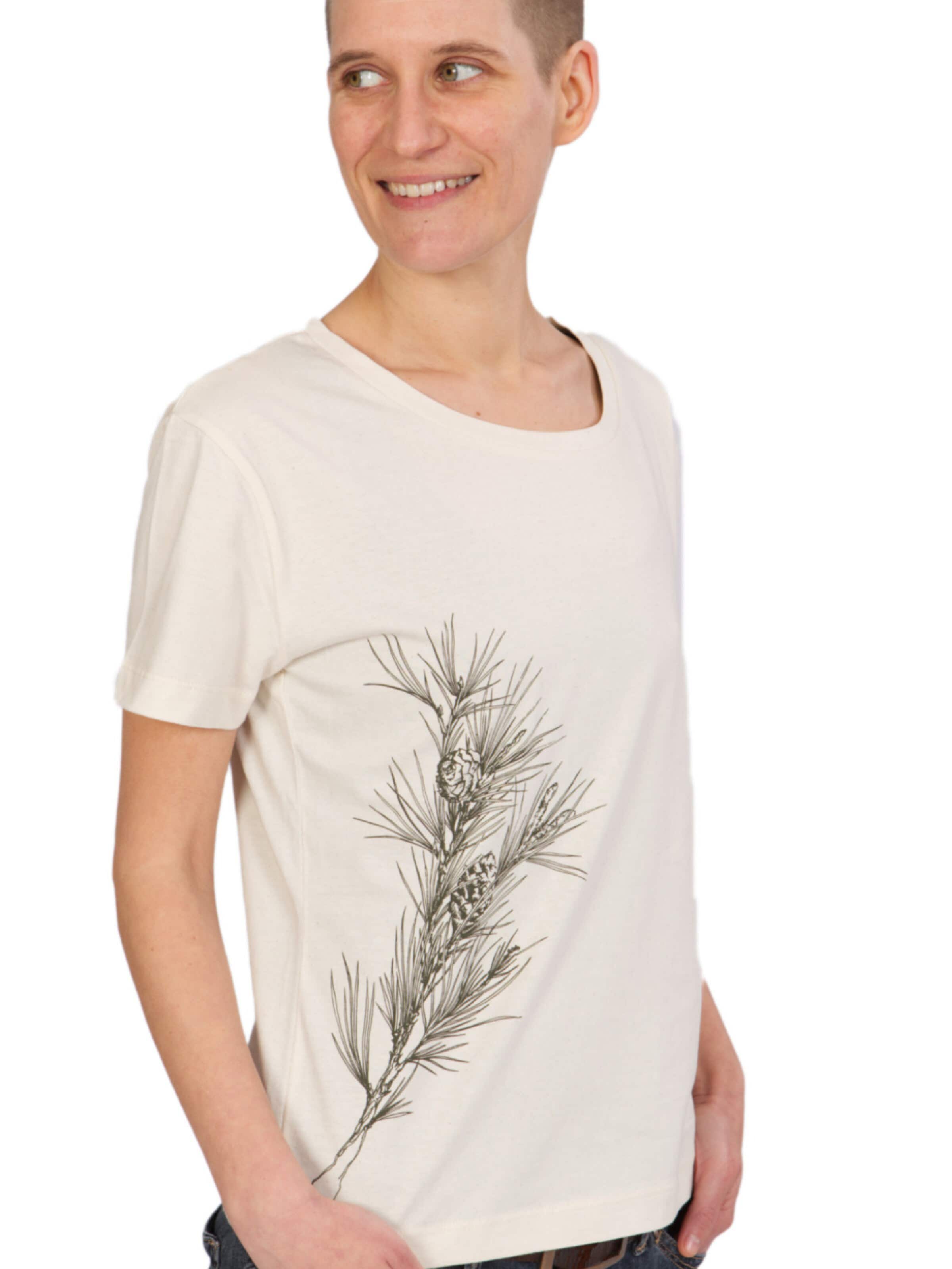 Life-Tree Oversized shirt 'Pine Branch' in White