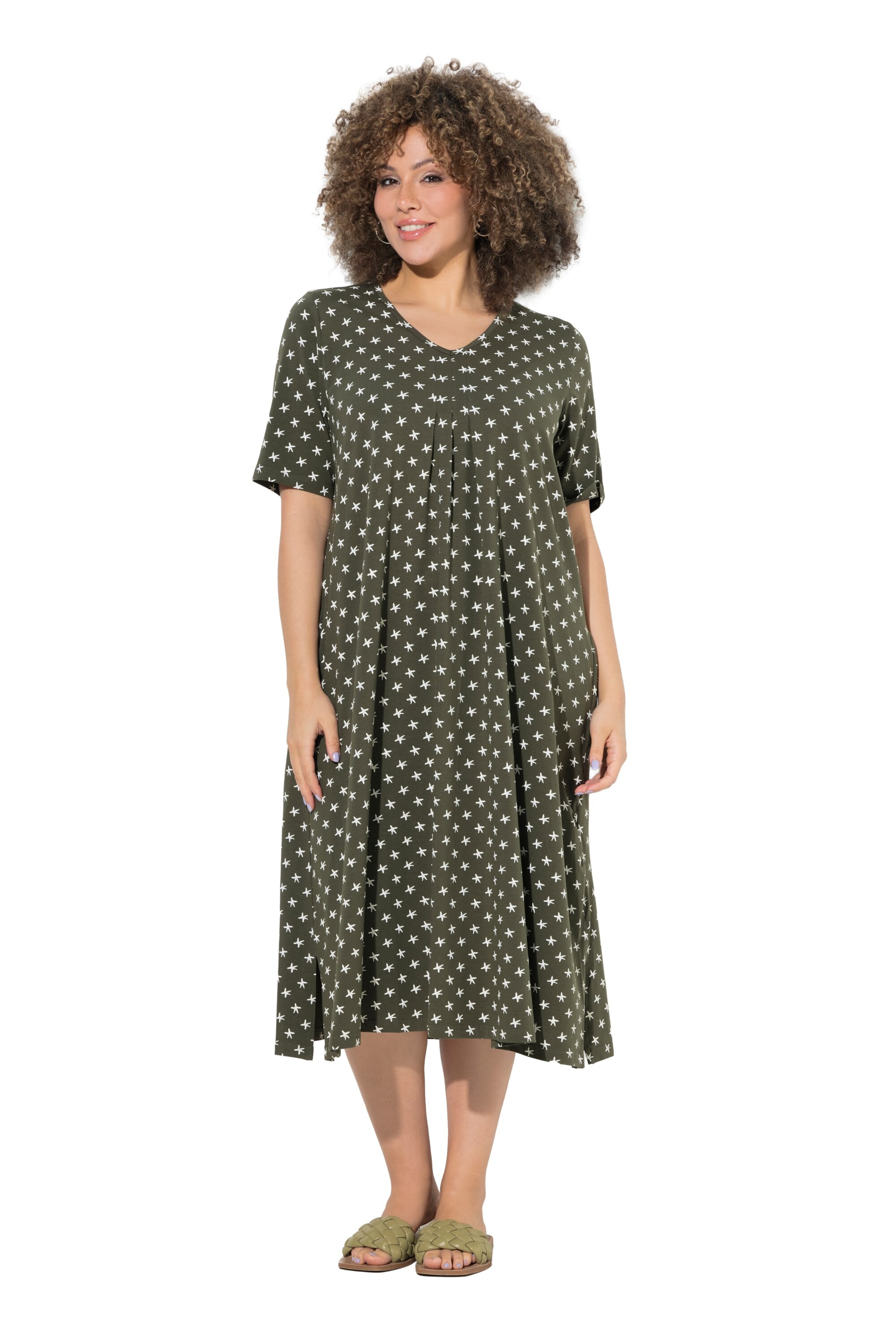 Ulla Popken Dress in Green: front