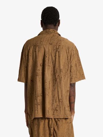 Coupe regular Chemise ACUPUNCTURE en marron
