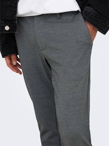 Slimfit Pantaloni chino 'MARK' di Only & Sons in grigio