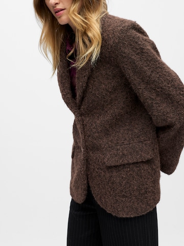 OBJECT Blazers in Bruin
