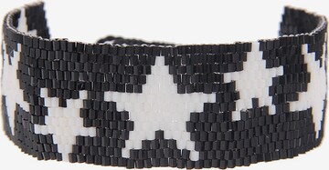 Leslii Bracelet in Black: front