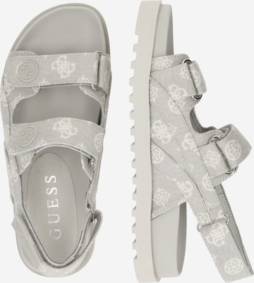 GUESS - Sandálias com tiras 'FADEY' em cinzento