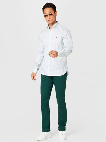 TOMMY HILFIGERregular Chino hlače 'Bleecker' - zelena boja