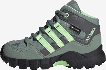 Boots ADIDAS TERREX en vert : devant