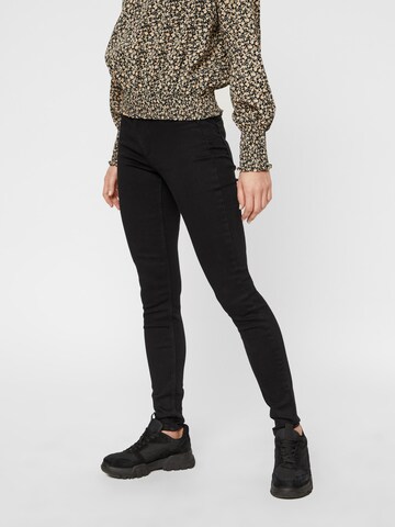 PIECES Skinny Jeans in Zwart