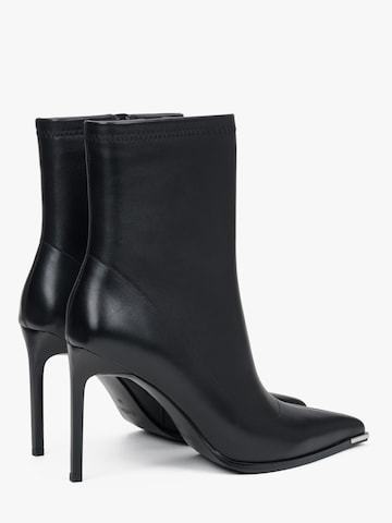 Estro Ankelstøvler '652' i sort