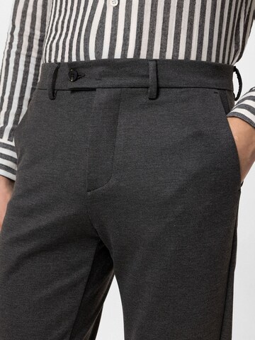 Antioch Slim fit Trousers in Grey