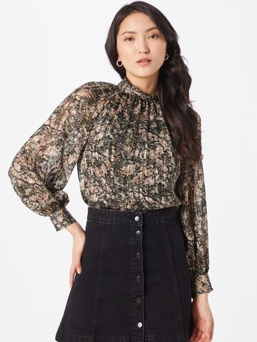 Coast Blouse in Black: front