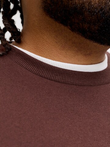 Jack & Jones Plus Sweatshirt 'JJEBRADLEY' in Bruin