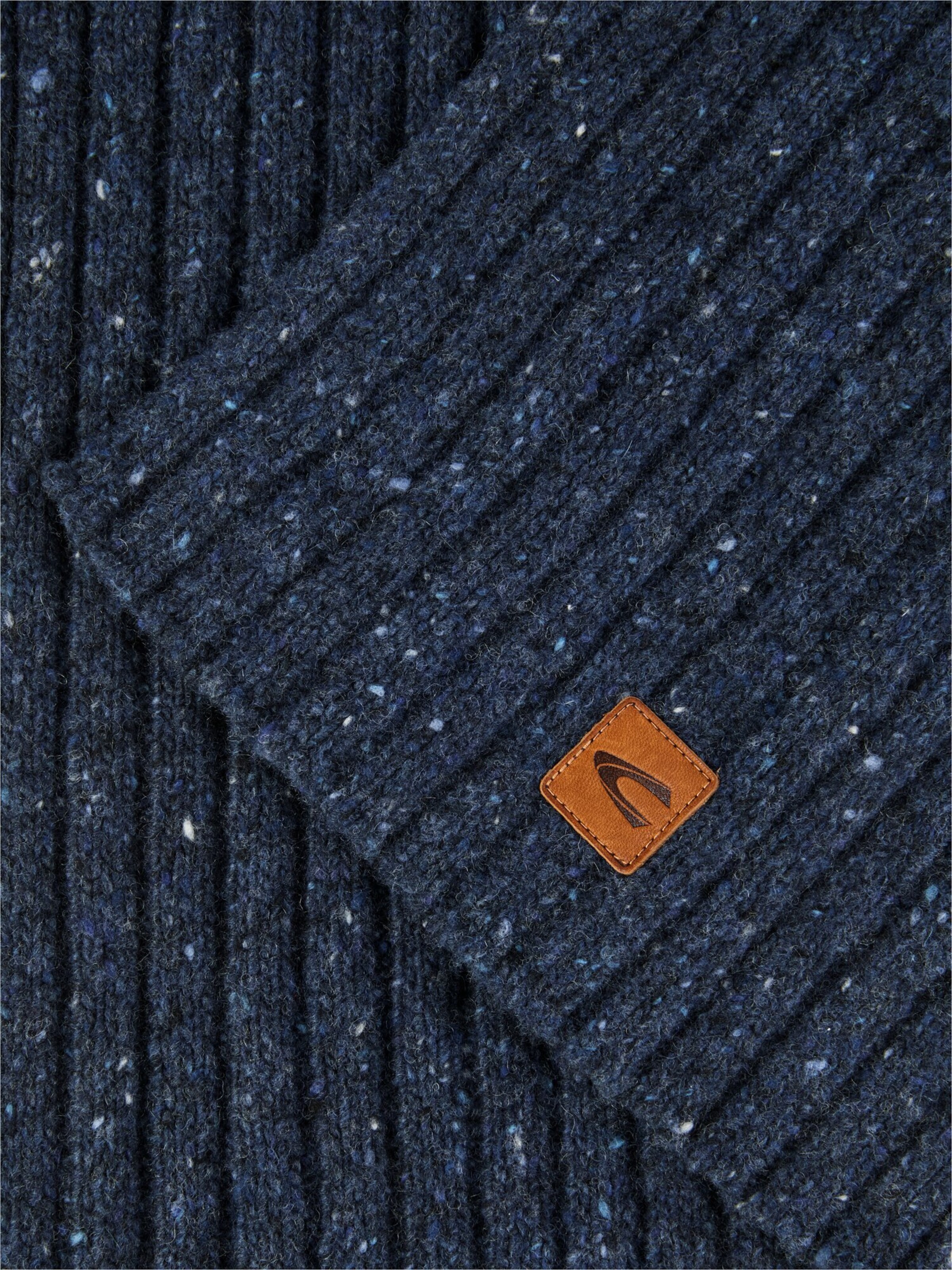 CAMEL ACTIVE Dicker Strickschal aus einem Wollmix in Blau