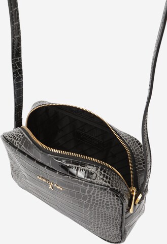 PATRIZIA PEPE Crossbody Bag in Black