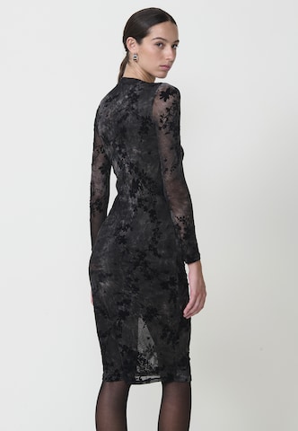 KOROSHI Dress in Black