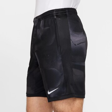 NIKE Regular Sportshorts 'Academy' in Schwarz