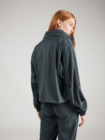 Giacca sportiva 'Hummingbird' di Girlfriend Collective in verde