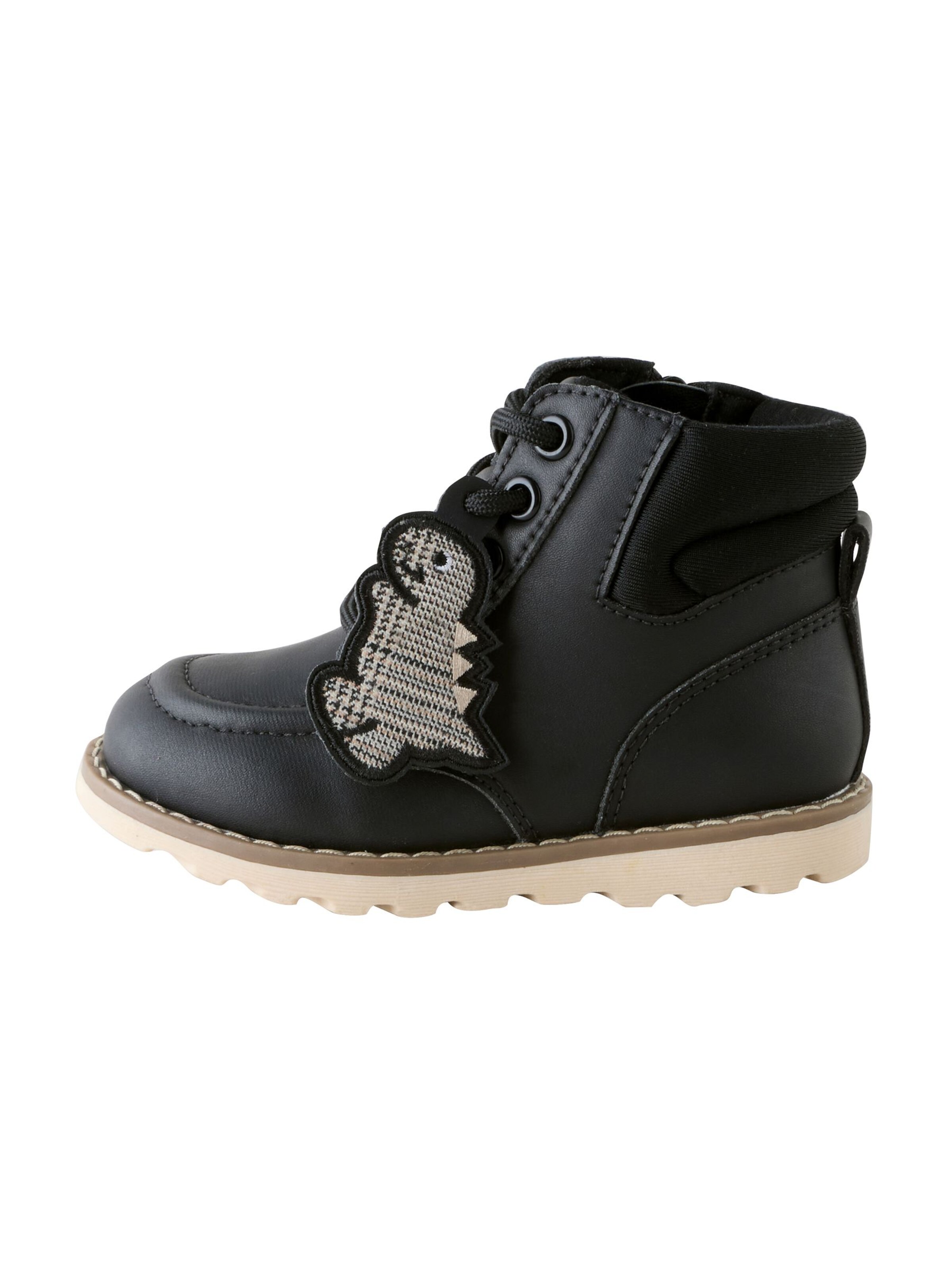 Next Ботуши в черно: отпред