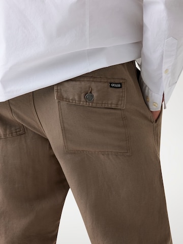 GUESS Loose fit Pants in Brown