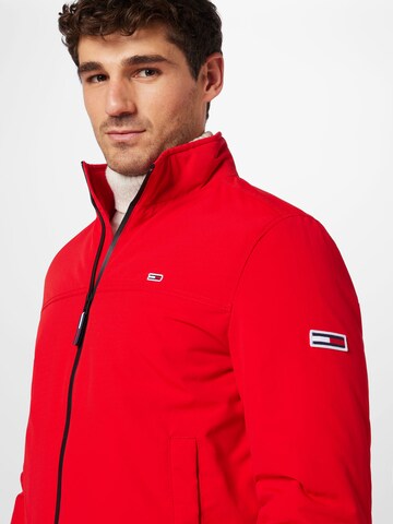 Veste mi-saison 'Essential' Tommy Jeans en rouge